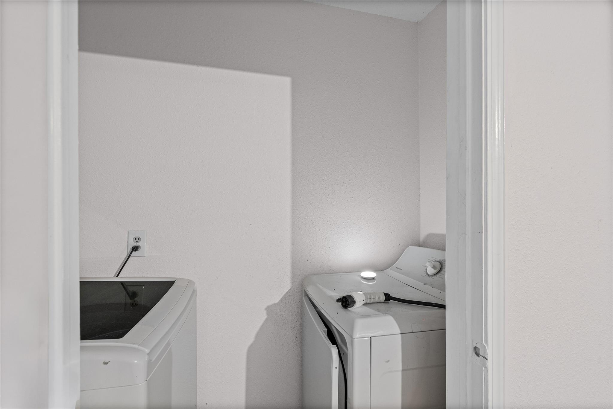 2408 Windrift Way Property Photo 14