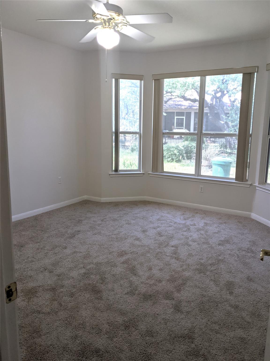 103 Anemone Cir Property Photo 5