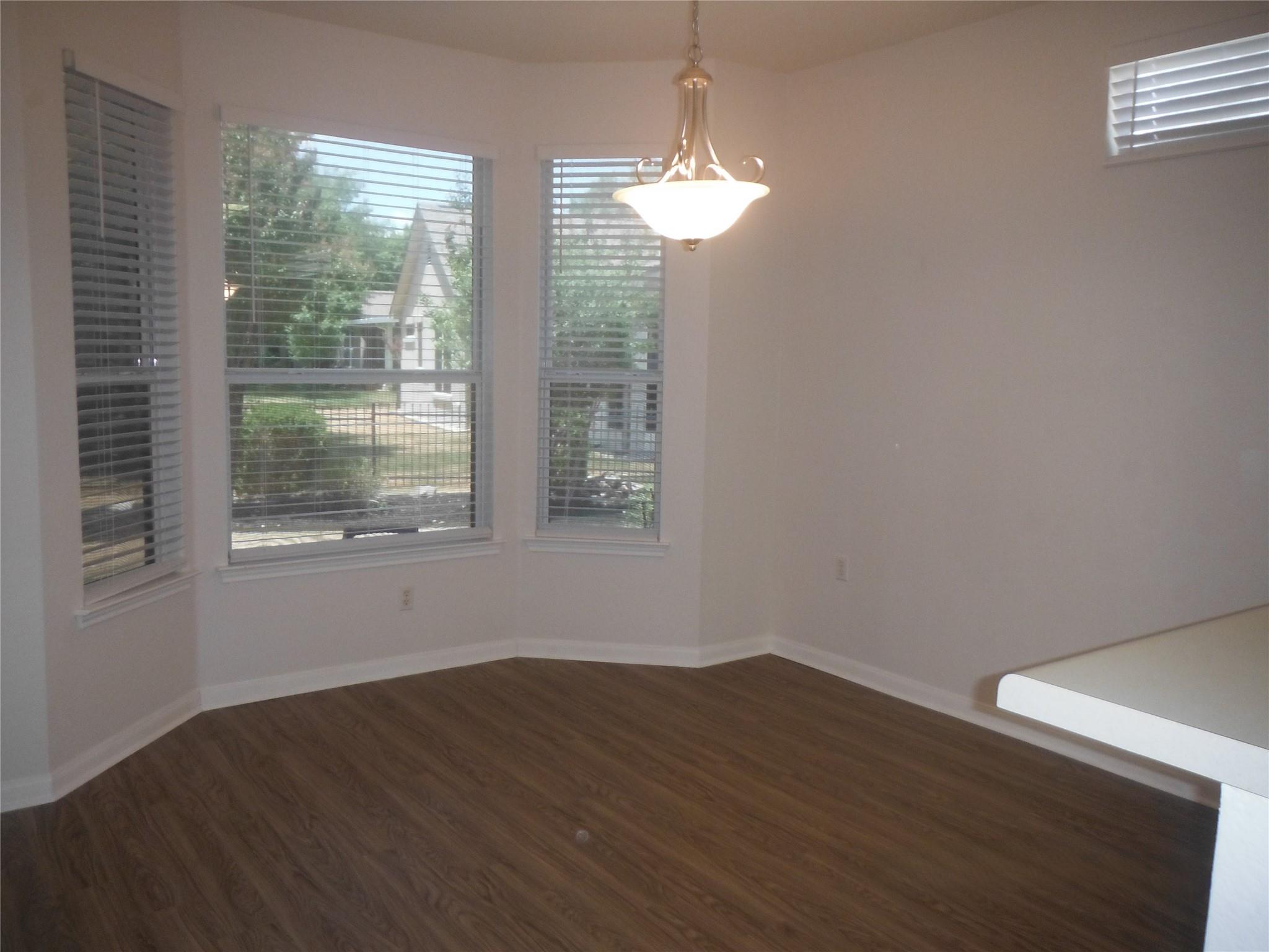 103 Anemone Cir Property Photo 8