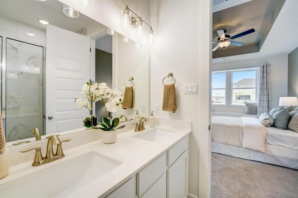 2027 Cora Ivy Ln Property Photo 12