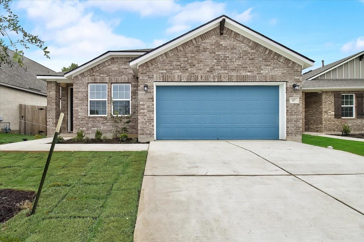 117 Lacey Oak Loop Property Photo 4