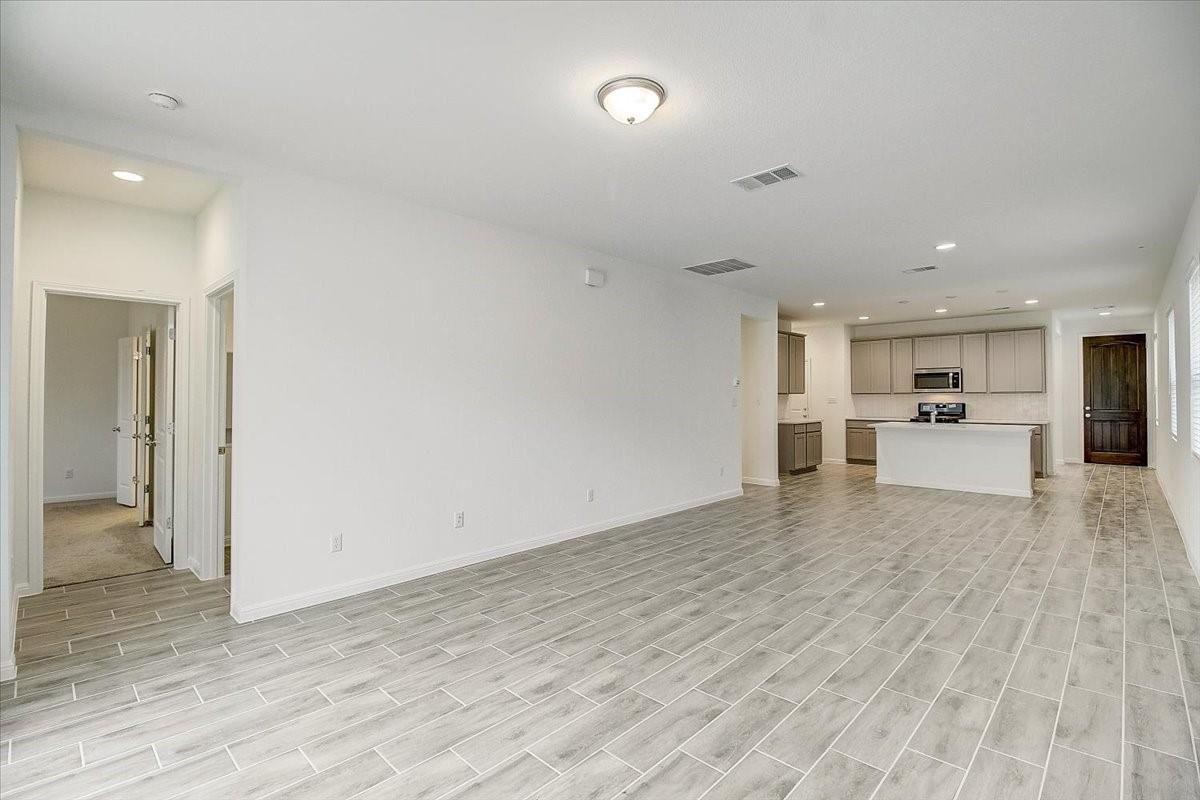 117 Lacey Oak Loop Property Photo 9
