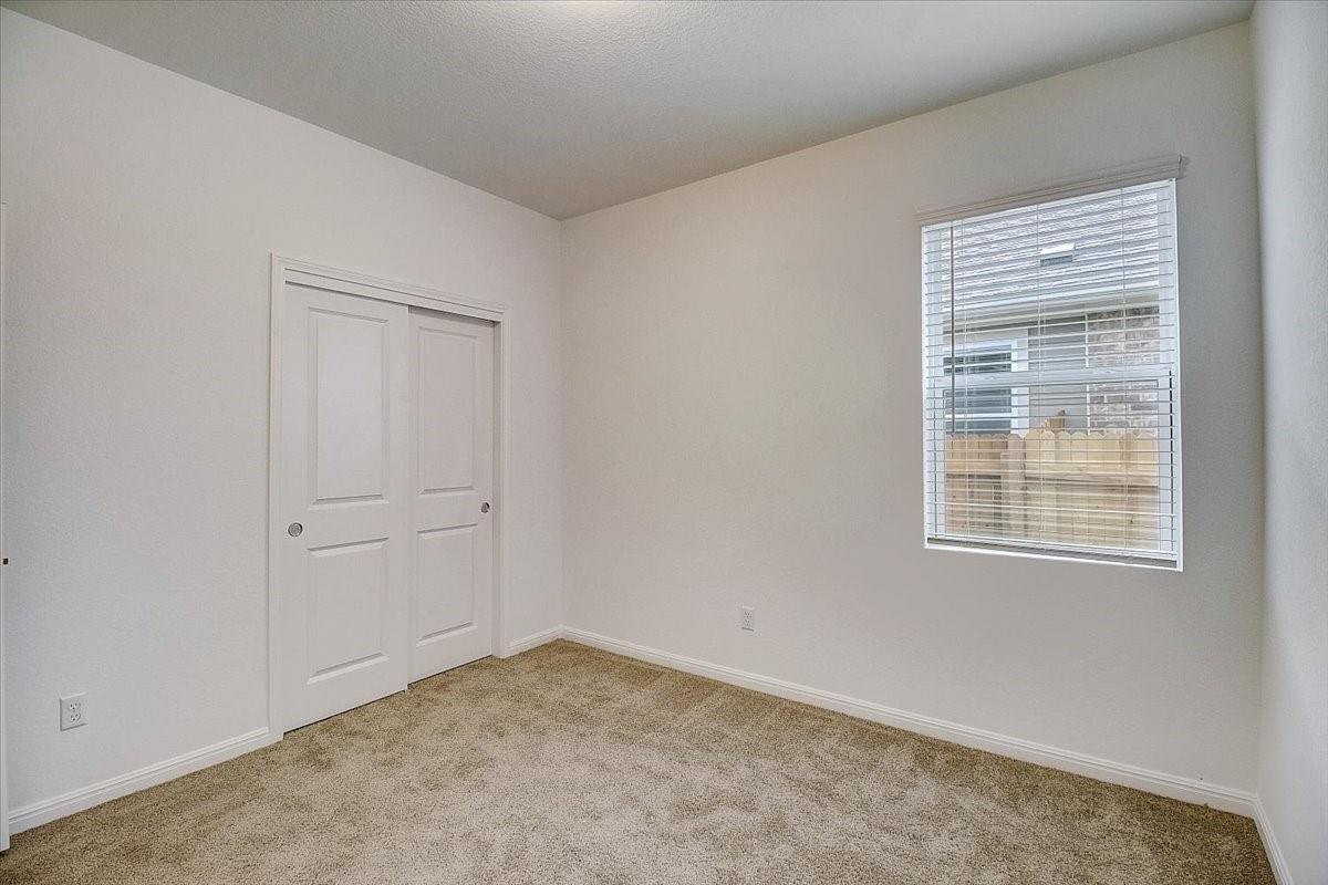 117 Lacey Oak Loop Property Photo 28