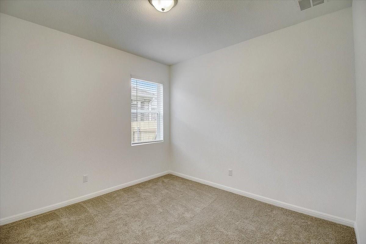 117 Lacey Oak Loop Property Photo 29
