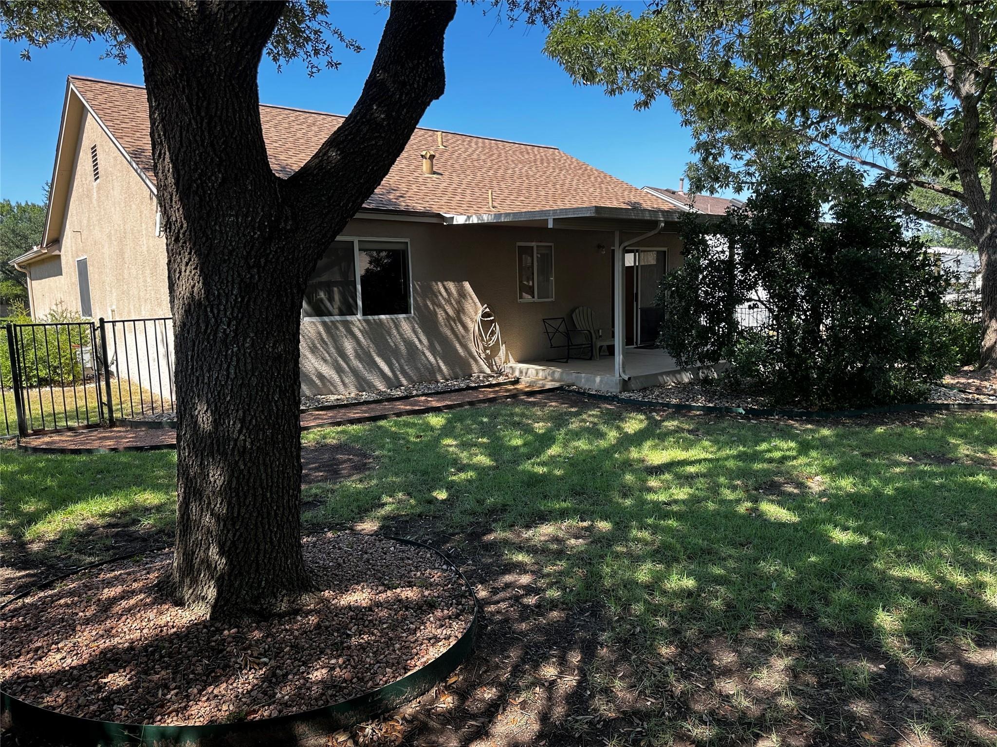 101 Red Poppy Trl Property Photo 12