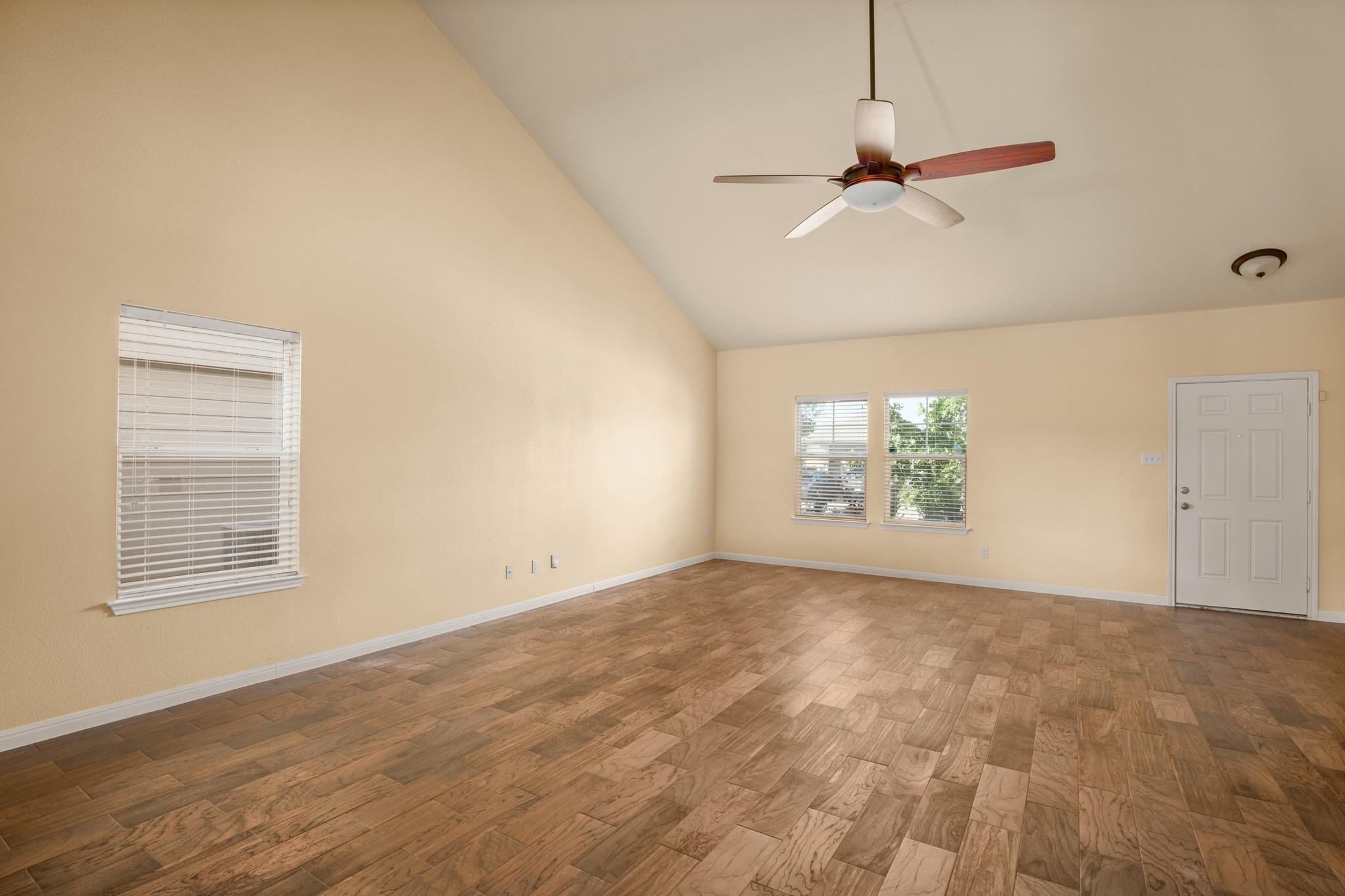 13232 Forest Sage St Property Photo 3