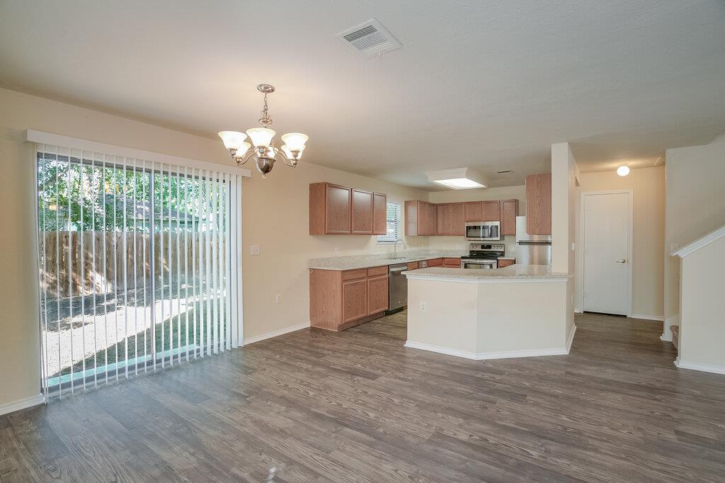 6812 Doyal Dr Property Photo 5