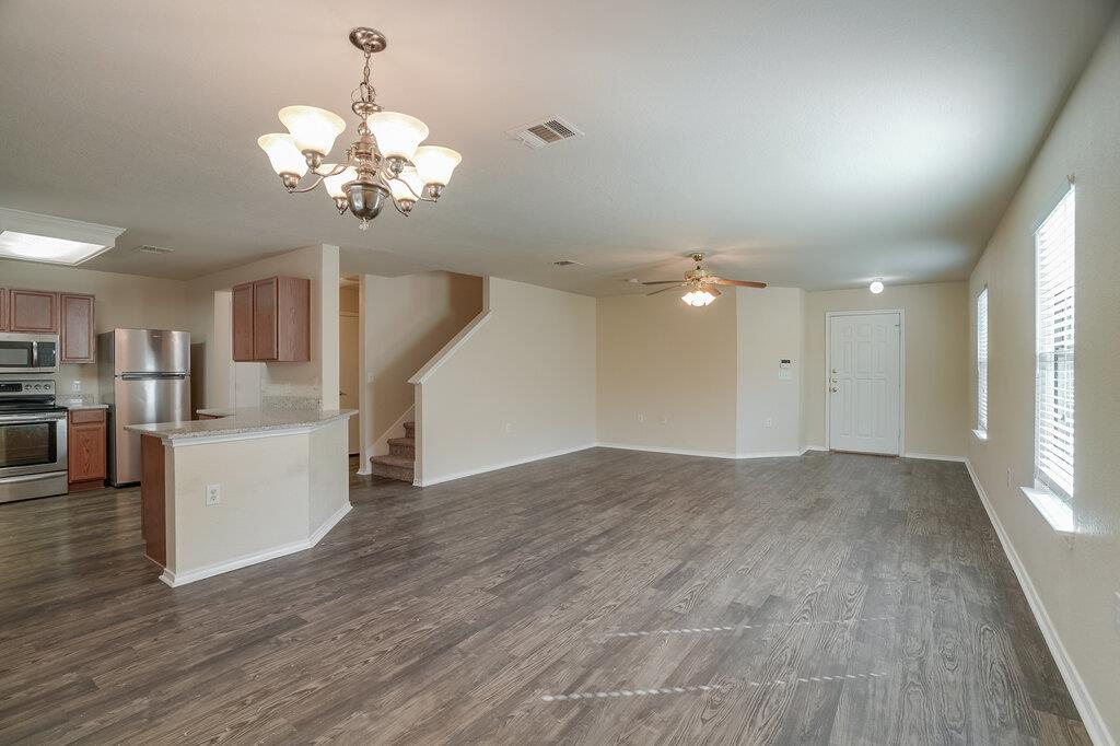 6812 Doyal Dr Property Photo 6