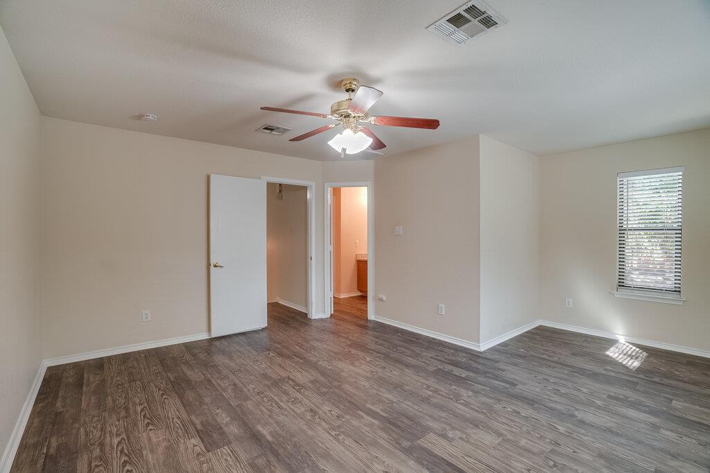 6812 Doyal Dr Property Photo 10