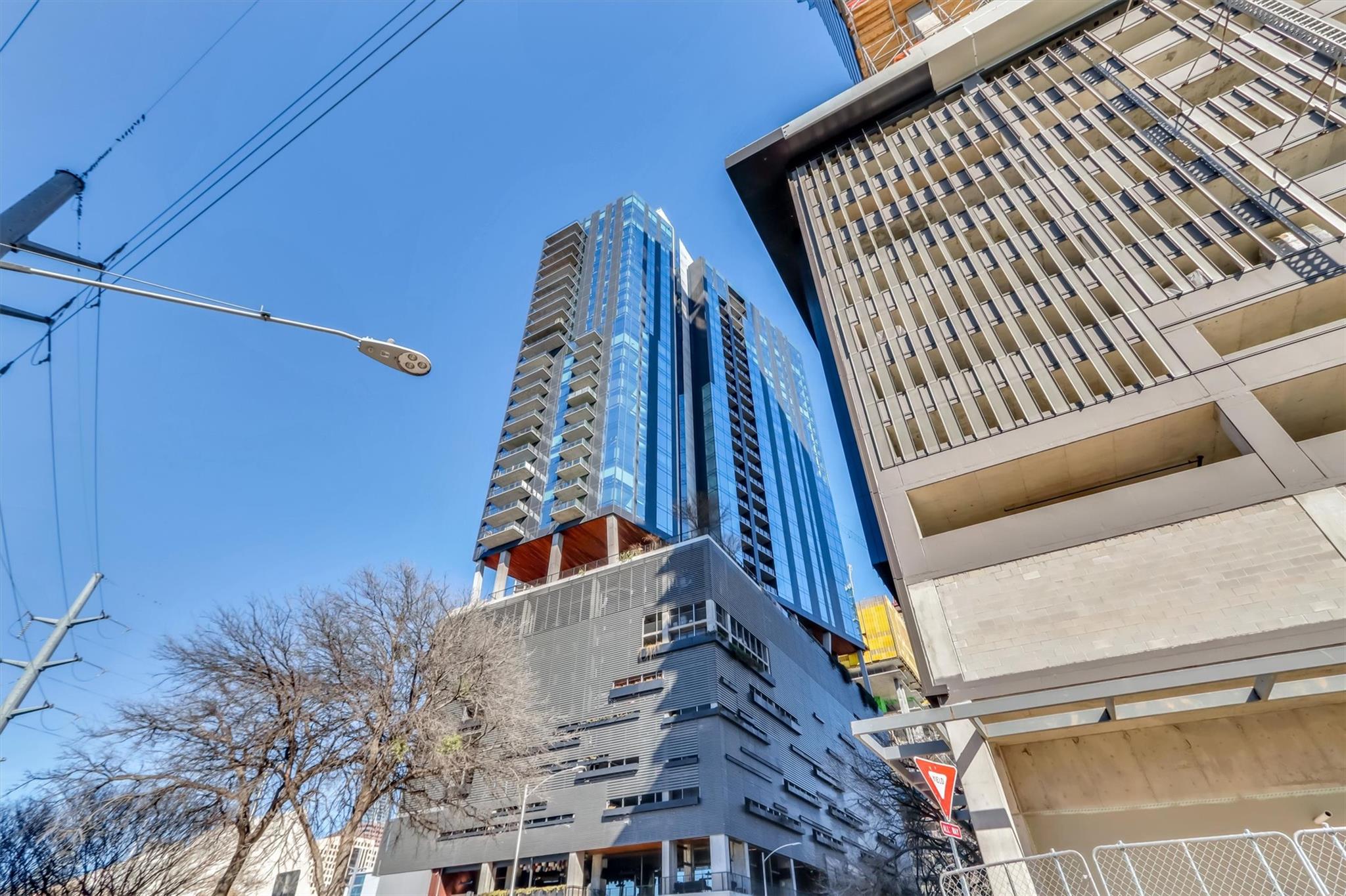 70 Rainey St #1607 Property Photo 12