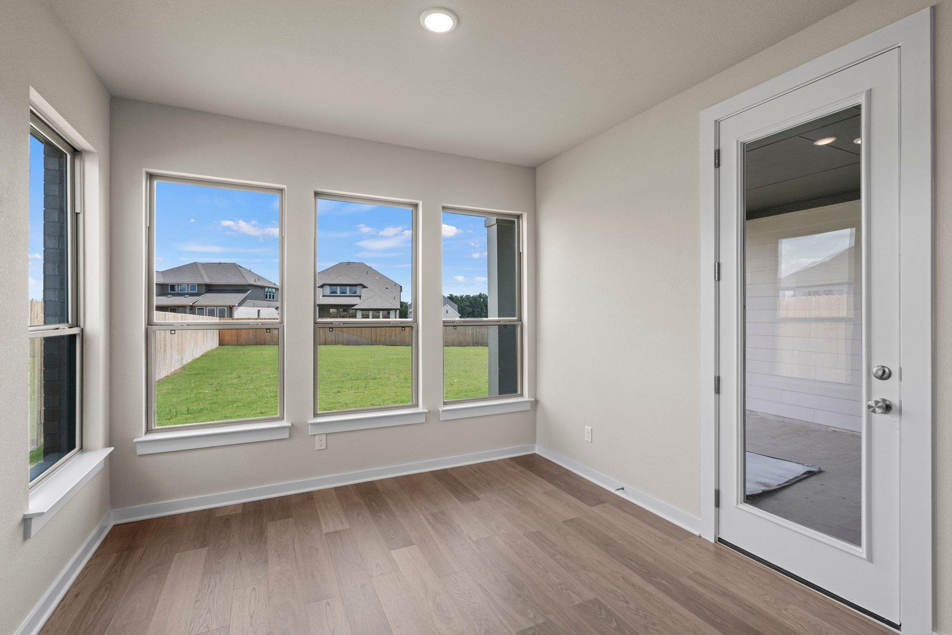 228 Pacific Grove Cir Property Photo 14