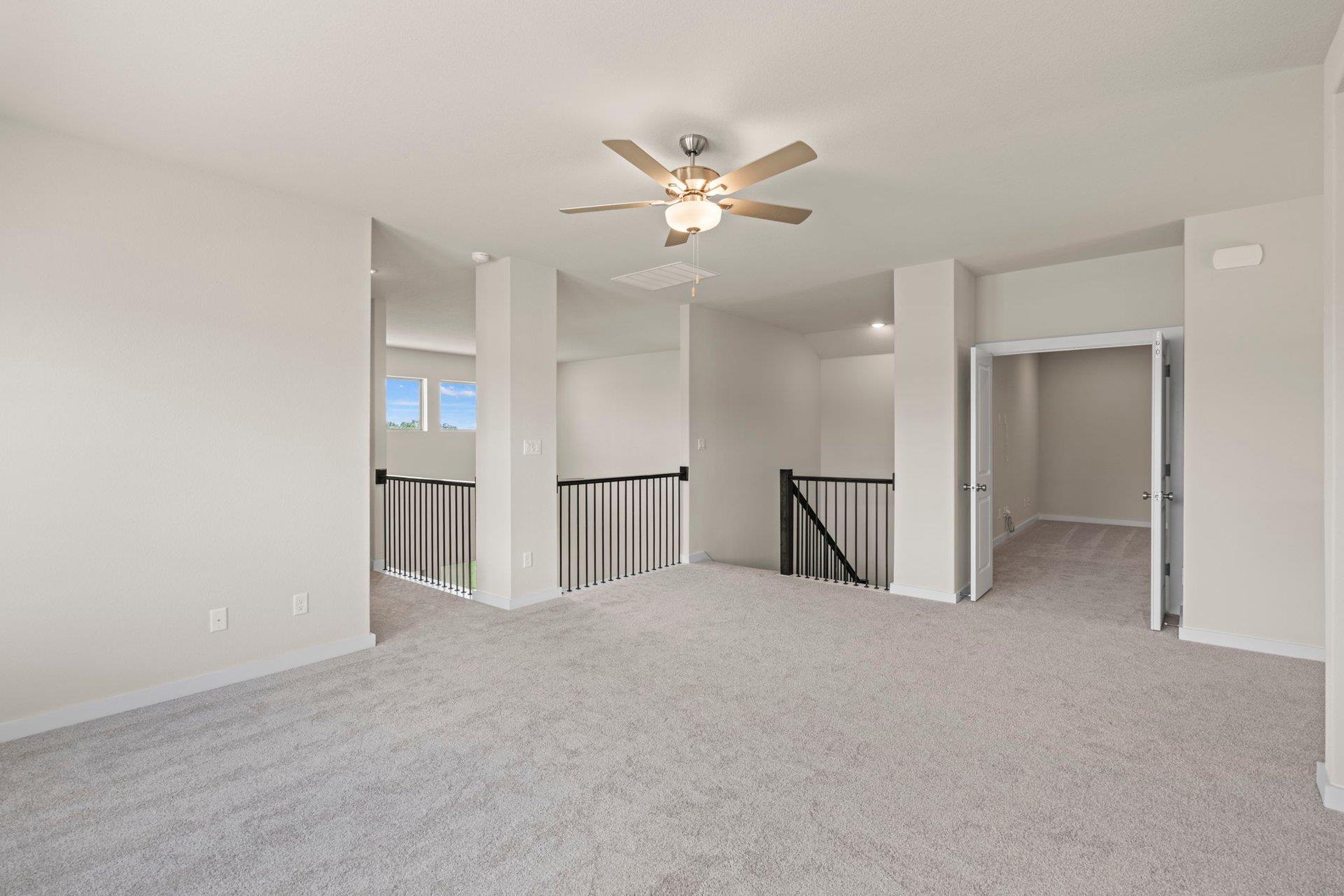 228 Pacific Grove Cir Property Photo 28