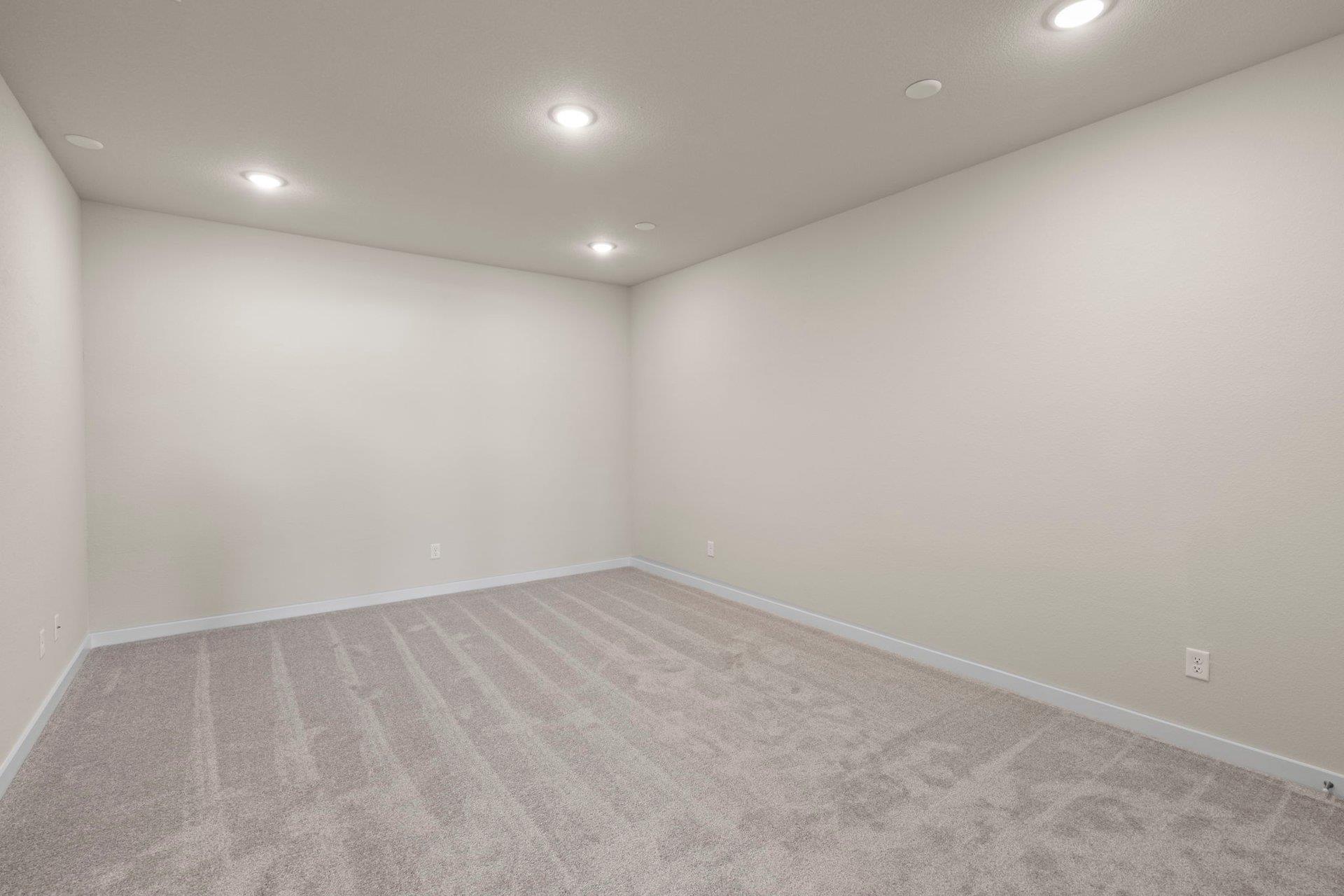 228 Pacific Grove Cir Property Photo 30