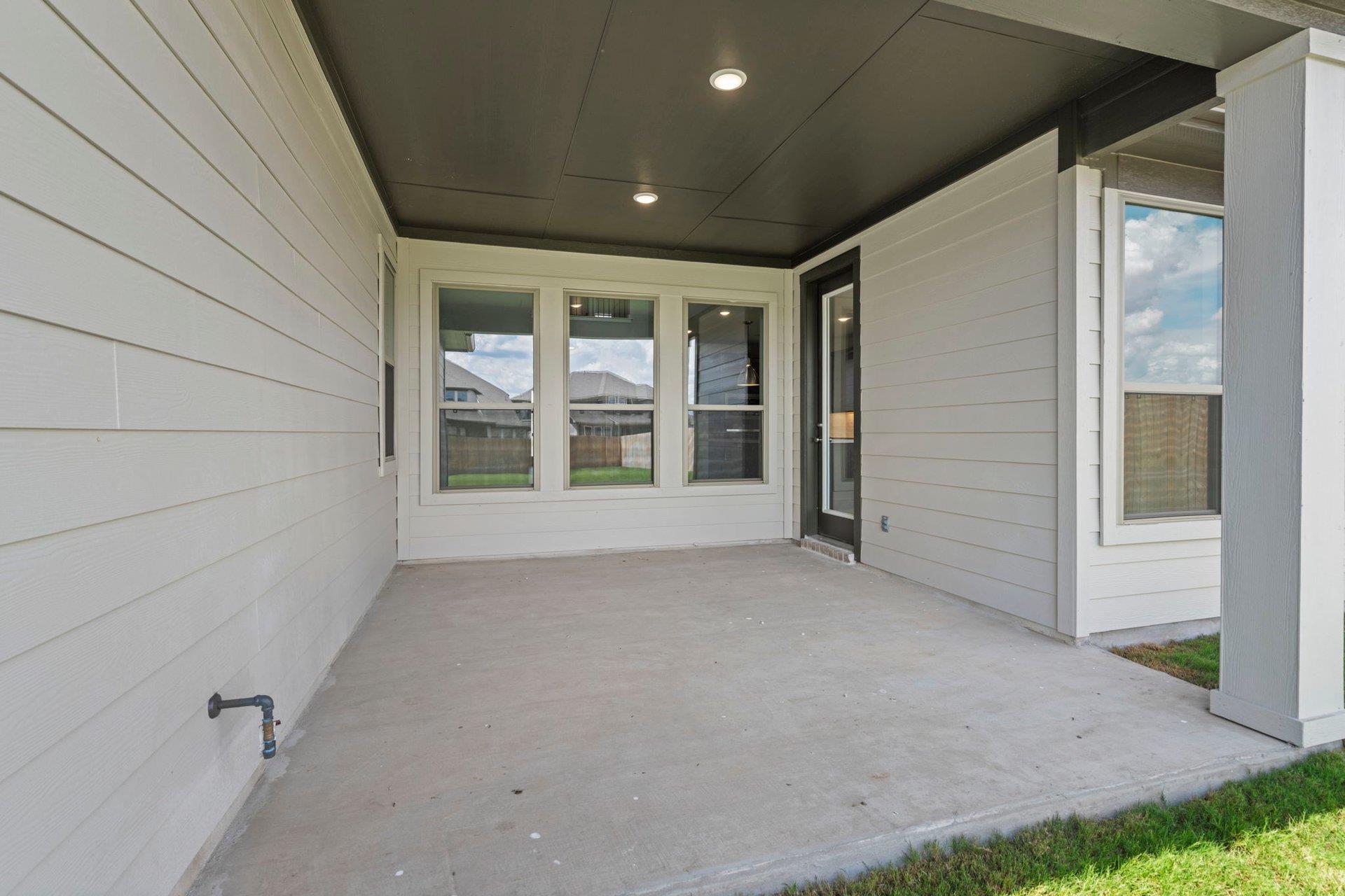 228 Pacific Grove Cir Property Photo 35