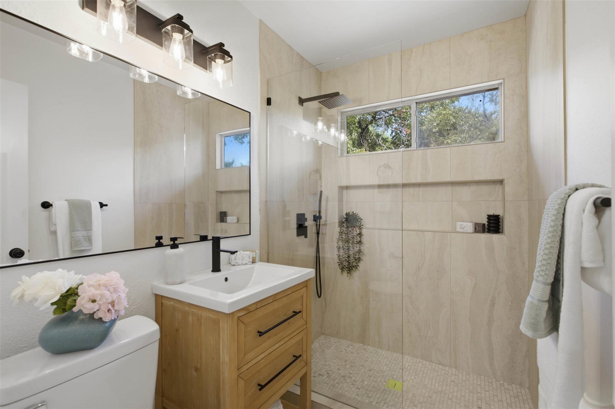6904 Langston Dr Property Photo 13