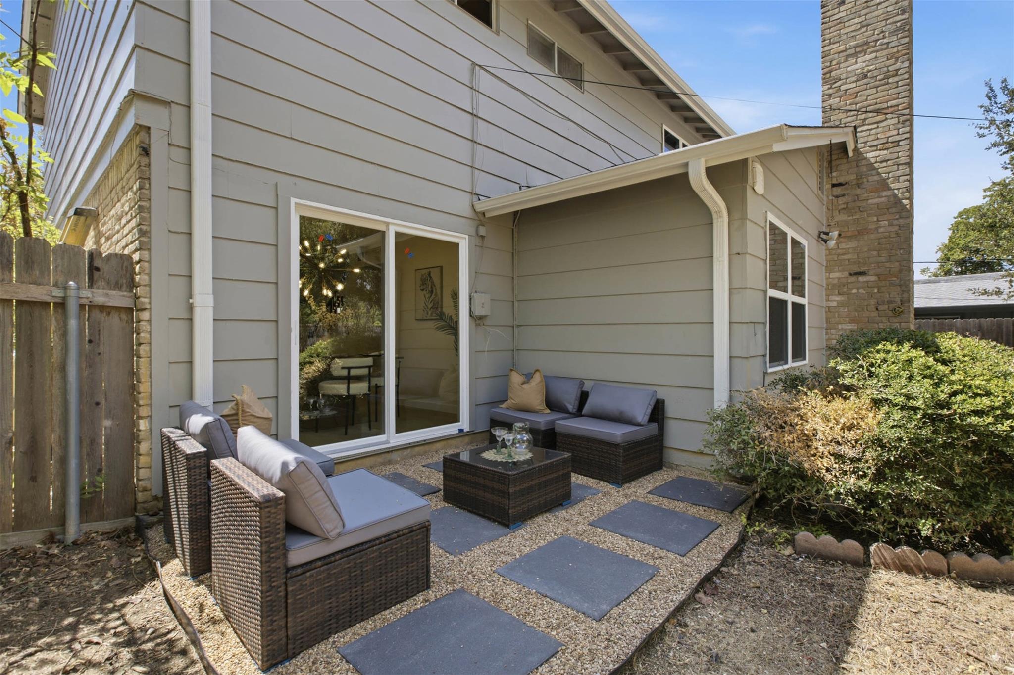 6904 Langston Dr Property Photo 17