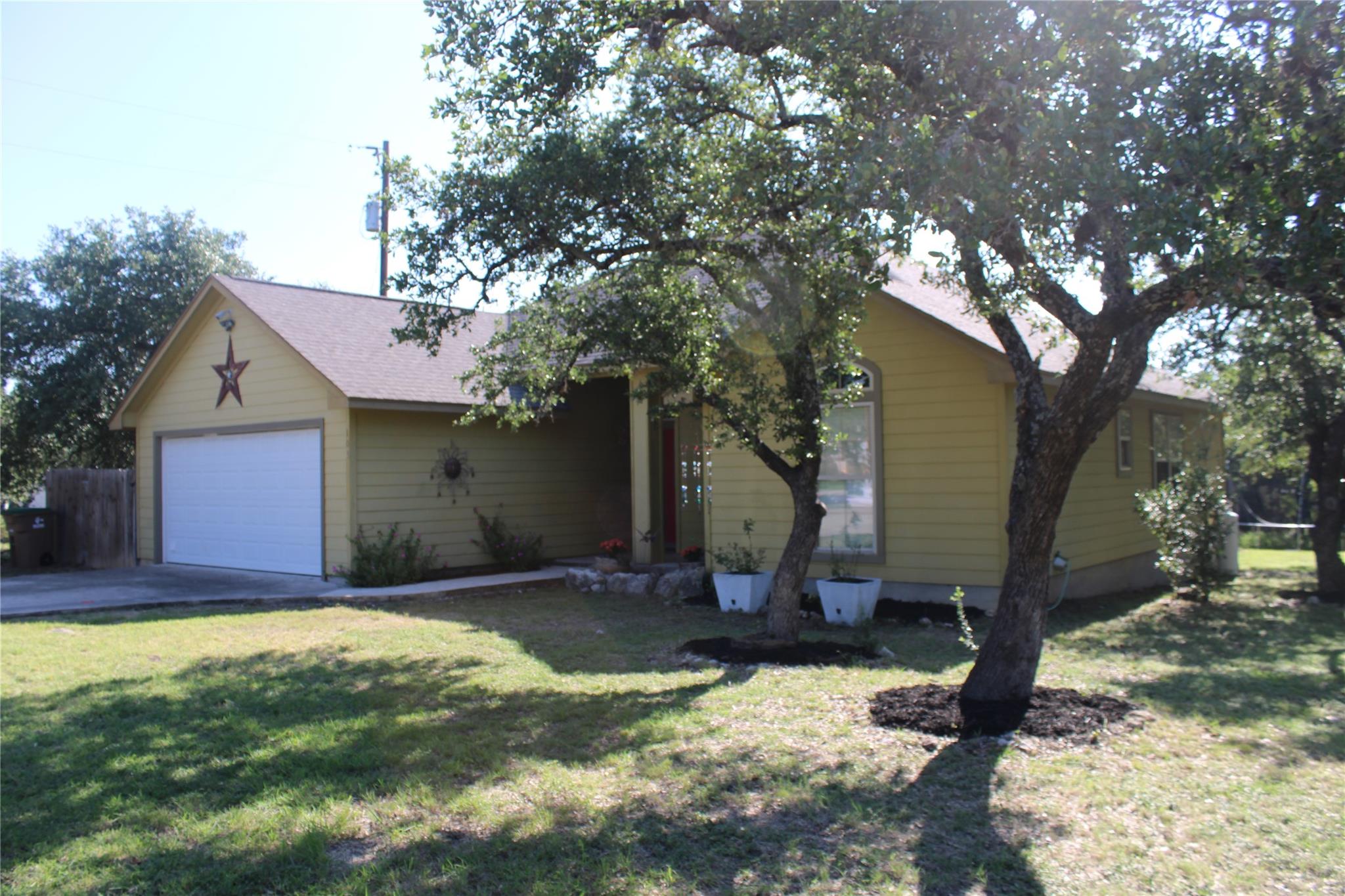 103 Miranda Ct Property Photo 2