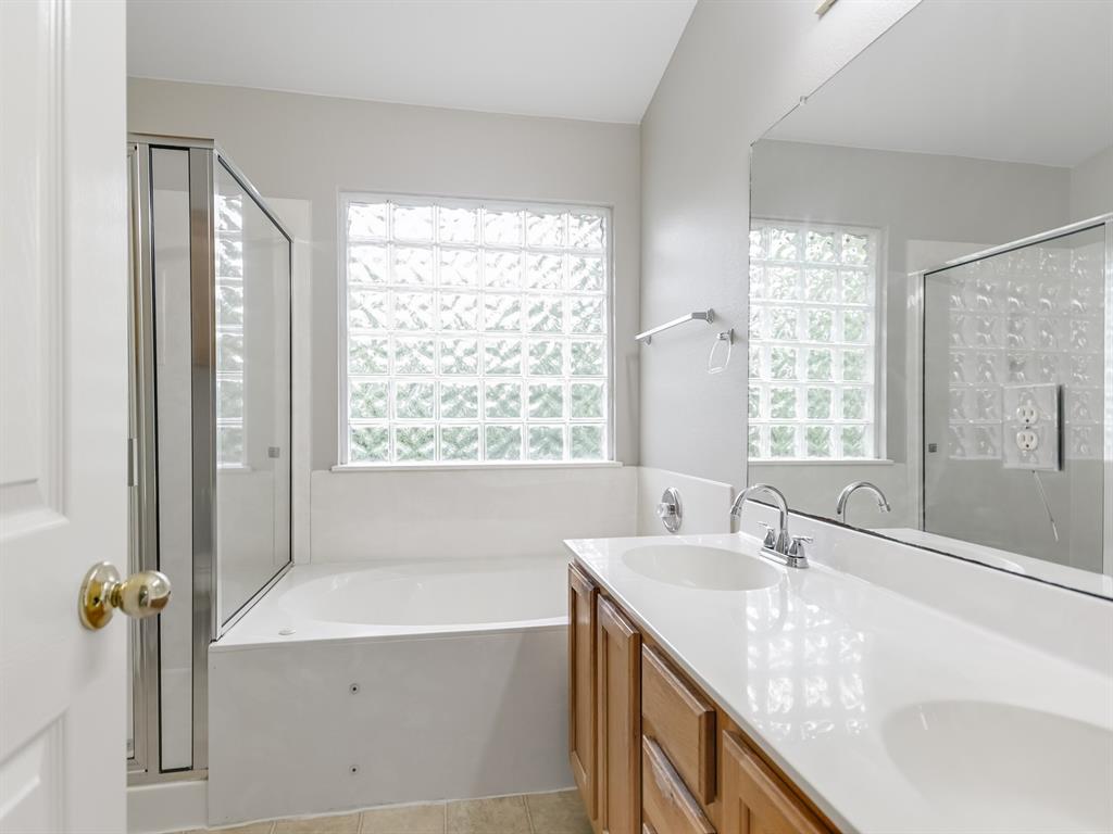 14108 Ballycastle Trl Property Photo 14