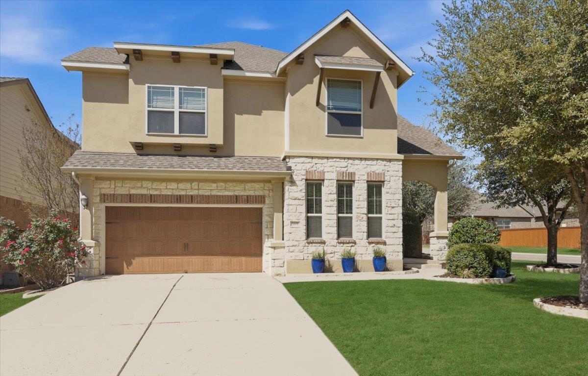 1101 Feather Reed Dr Property Photo 2