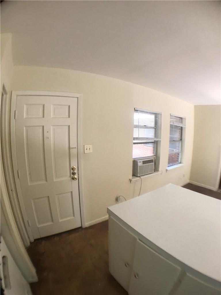 917 Keith Ln #d Property Photo 8