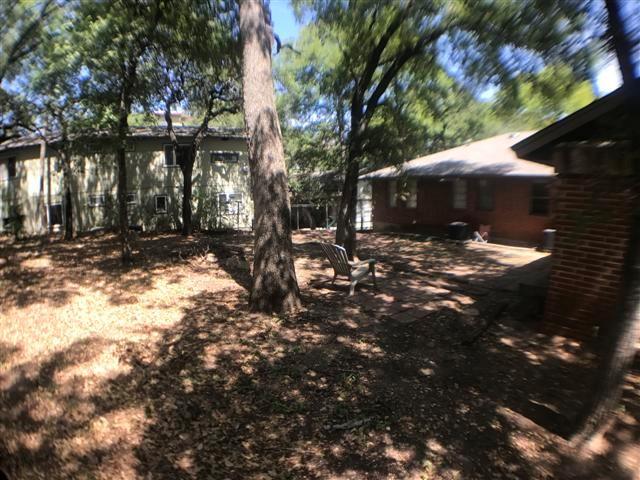 917 Keith Ln #d Property Photo 11