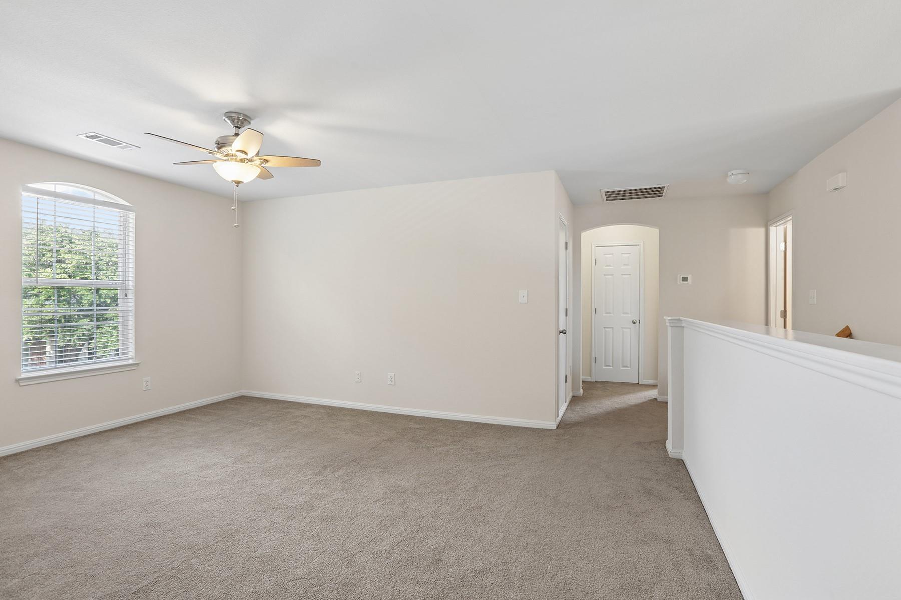 2225 Lou John St Property Photo 17