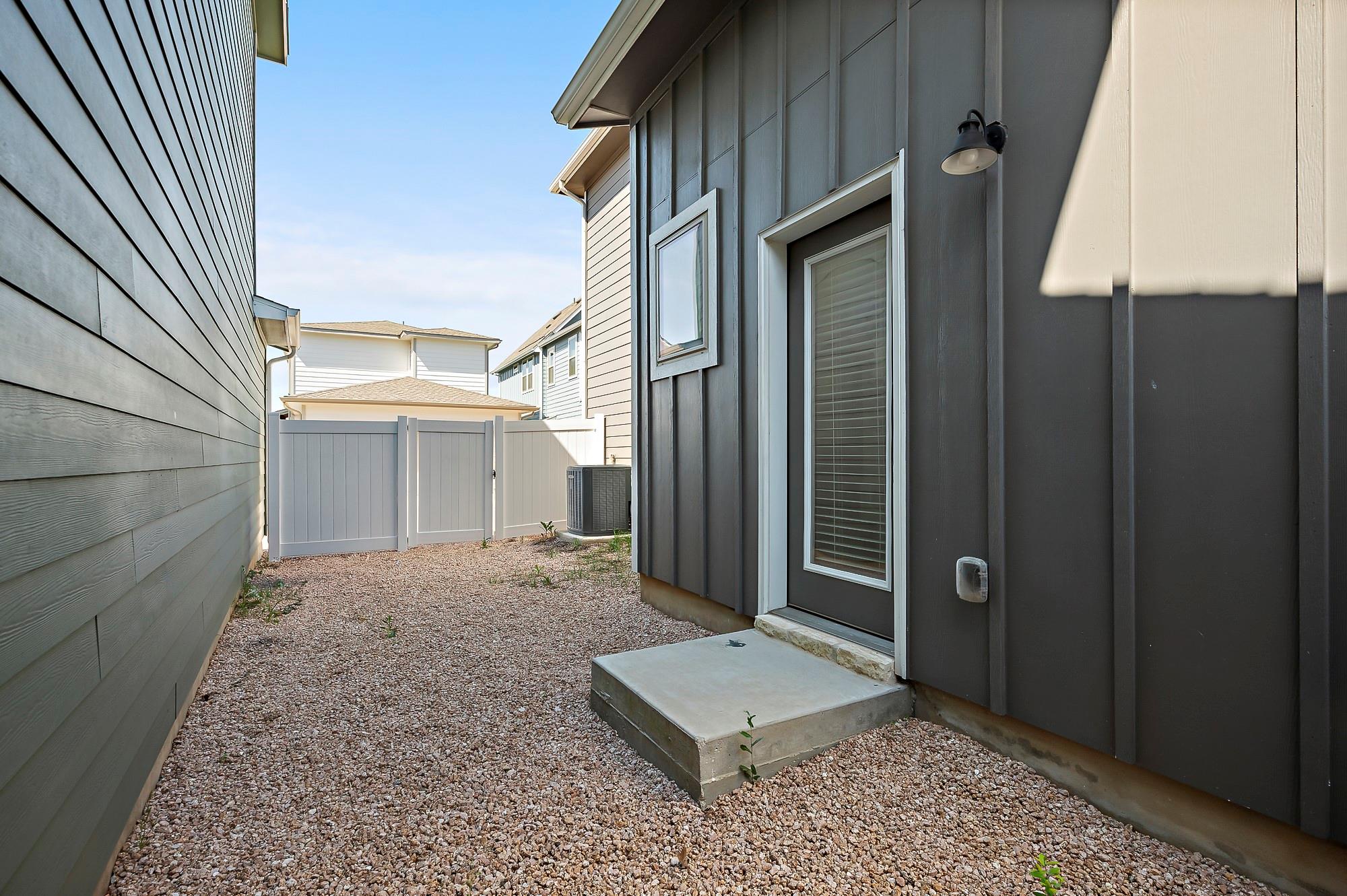 8013 Lennon Dr Property Photo 37
