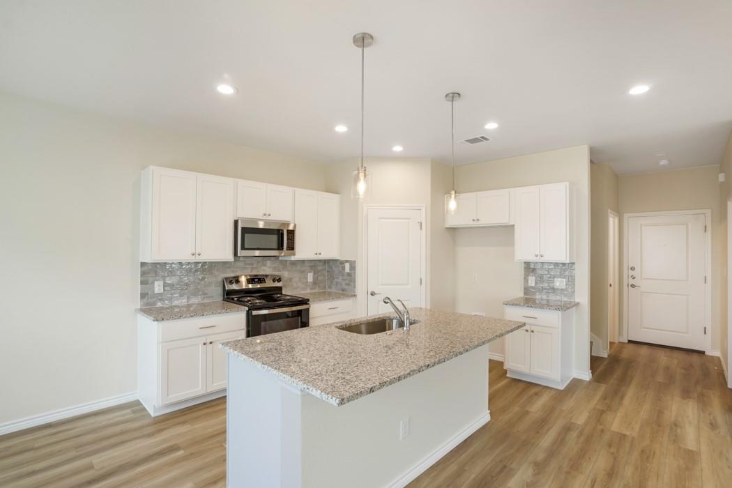515 War Admiral Dr #a & B Property Photo 3