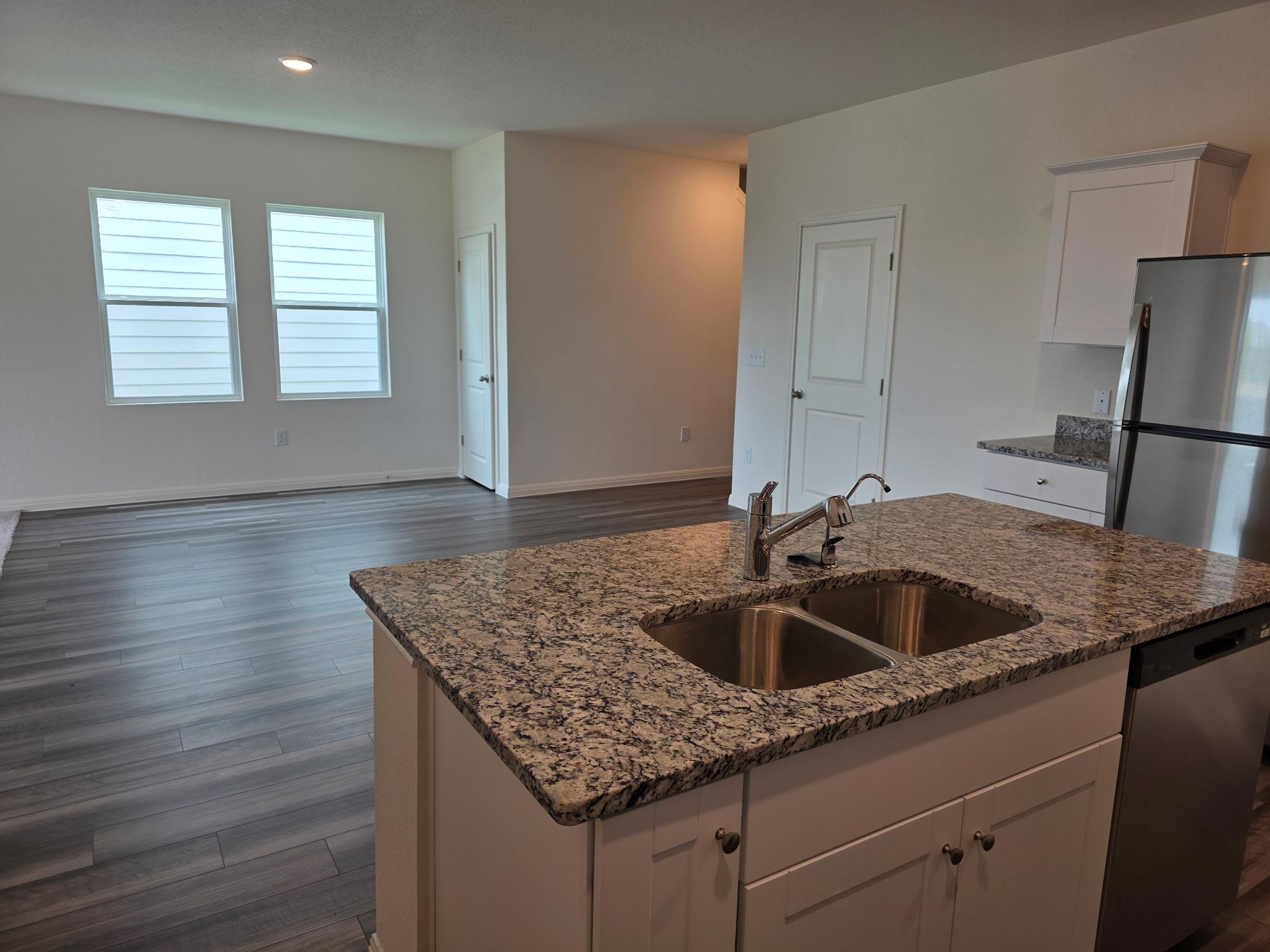 353 Enforcer Loop Property Photo 5