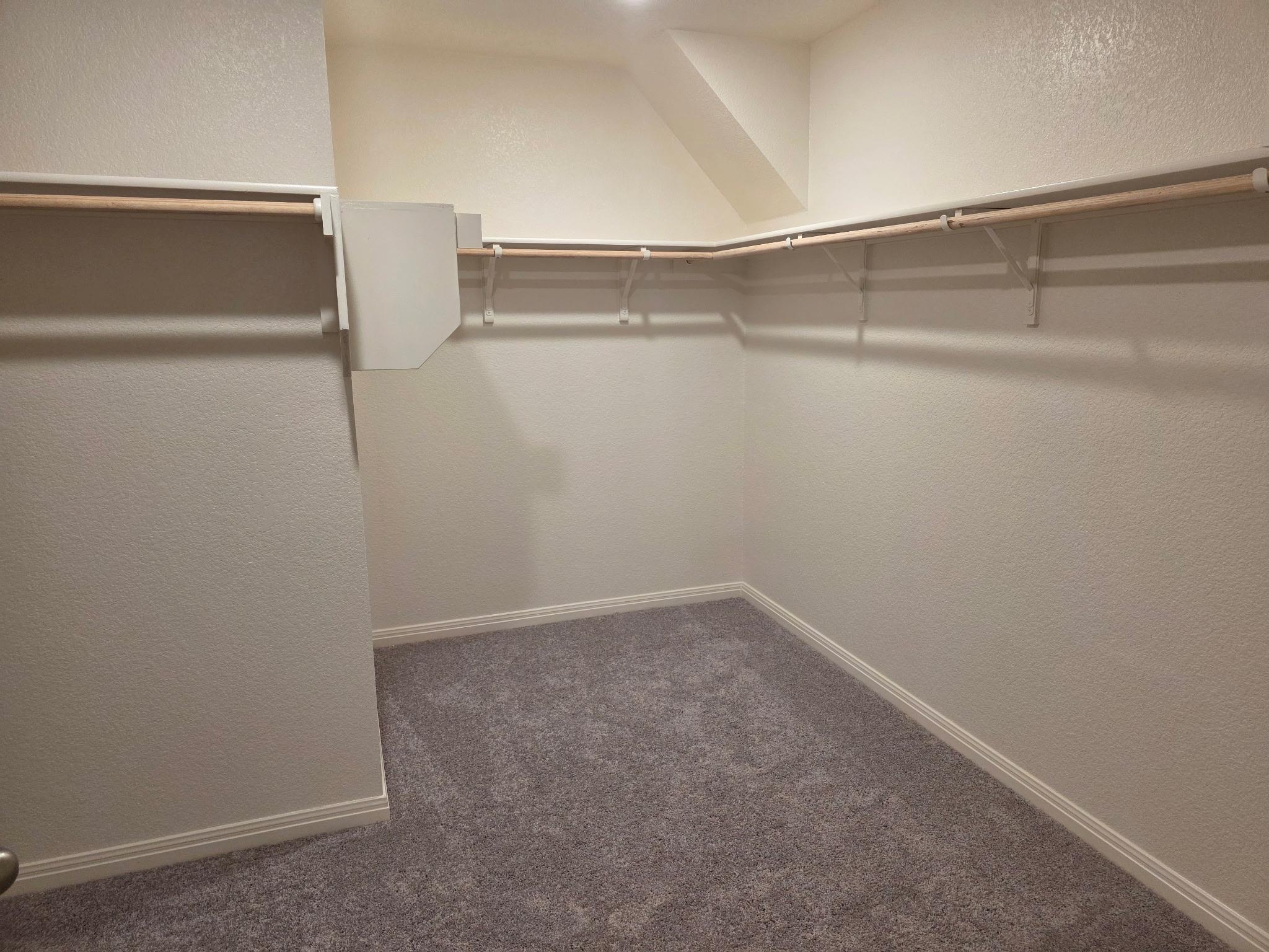 353 Enforcer Loop Property Photo 7