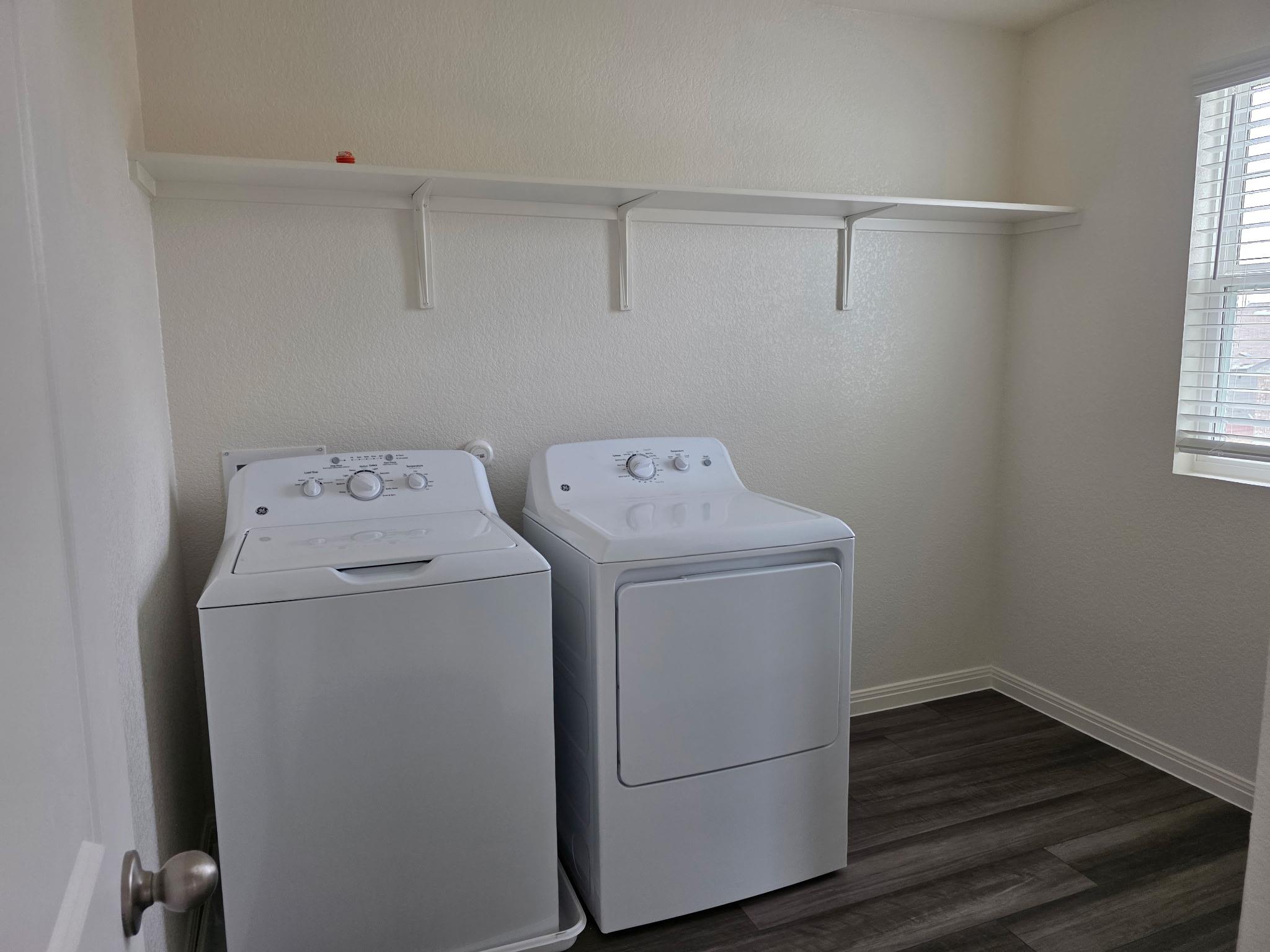 353 Enforcer Loop Property Photo 18