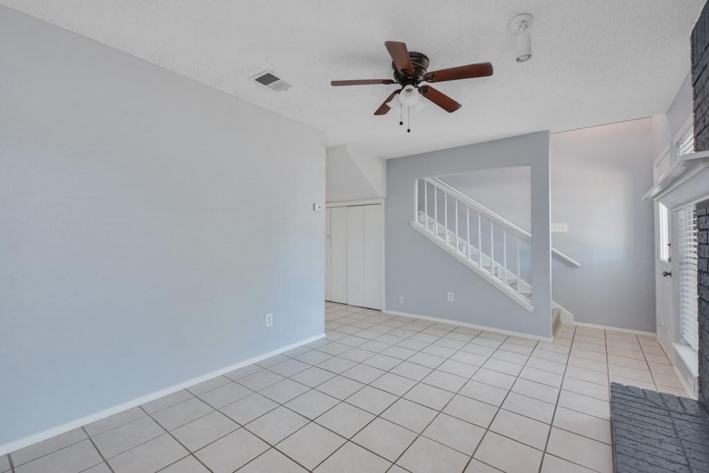 6020 Westcreek Dr #b Property Photo 4