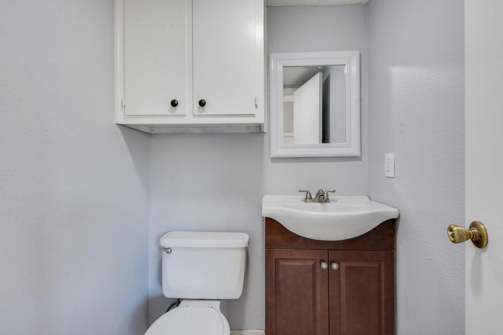 6020 Westcreek Dr #b Property Photo 6