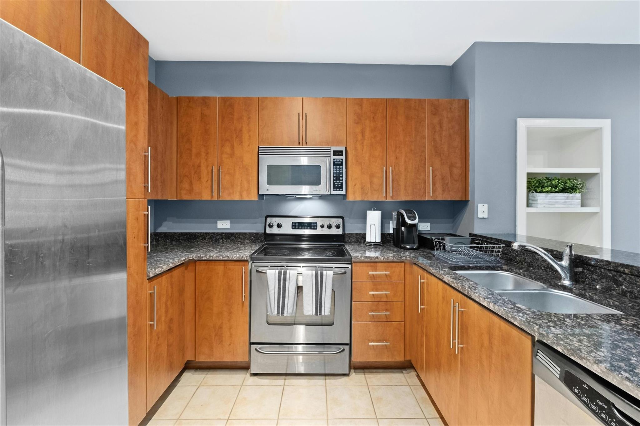 54 Rainey St 403 Property Photo 10