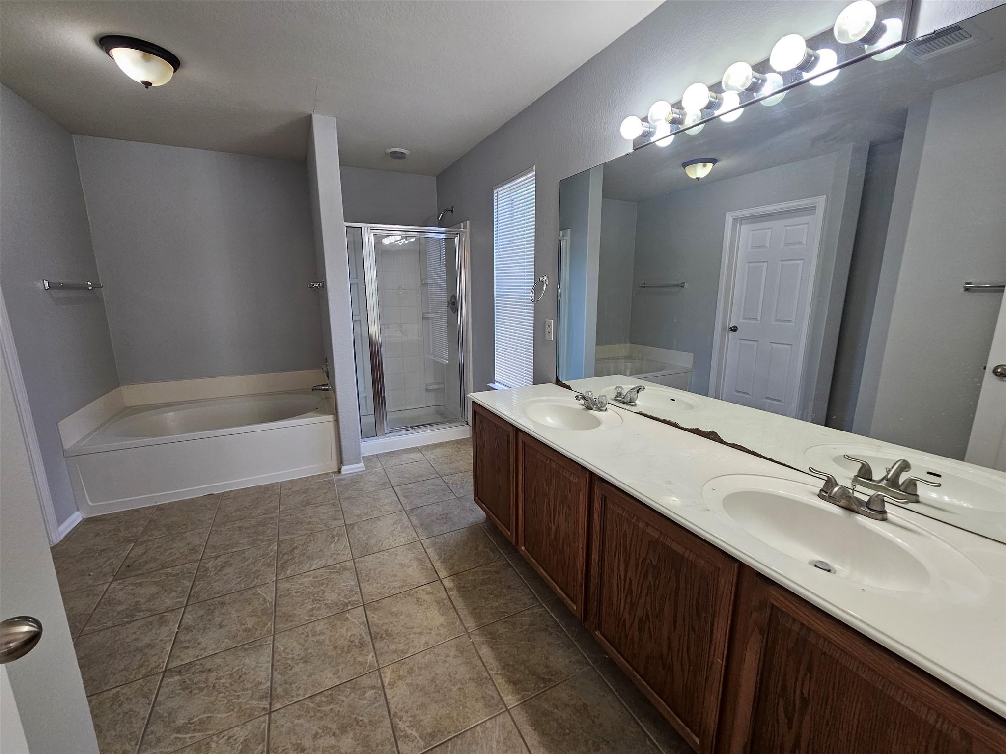 580 Hometown Pkwy Property Photo 21