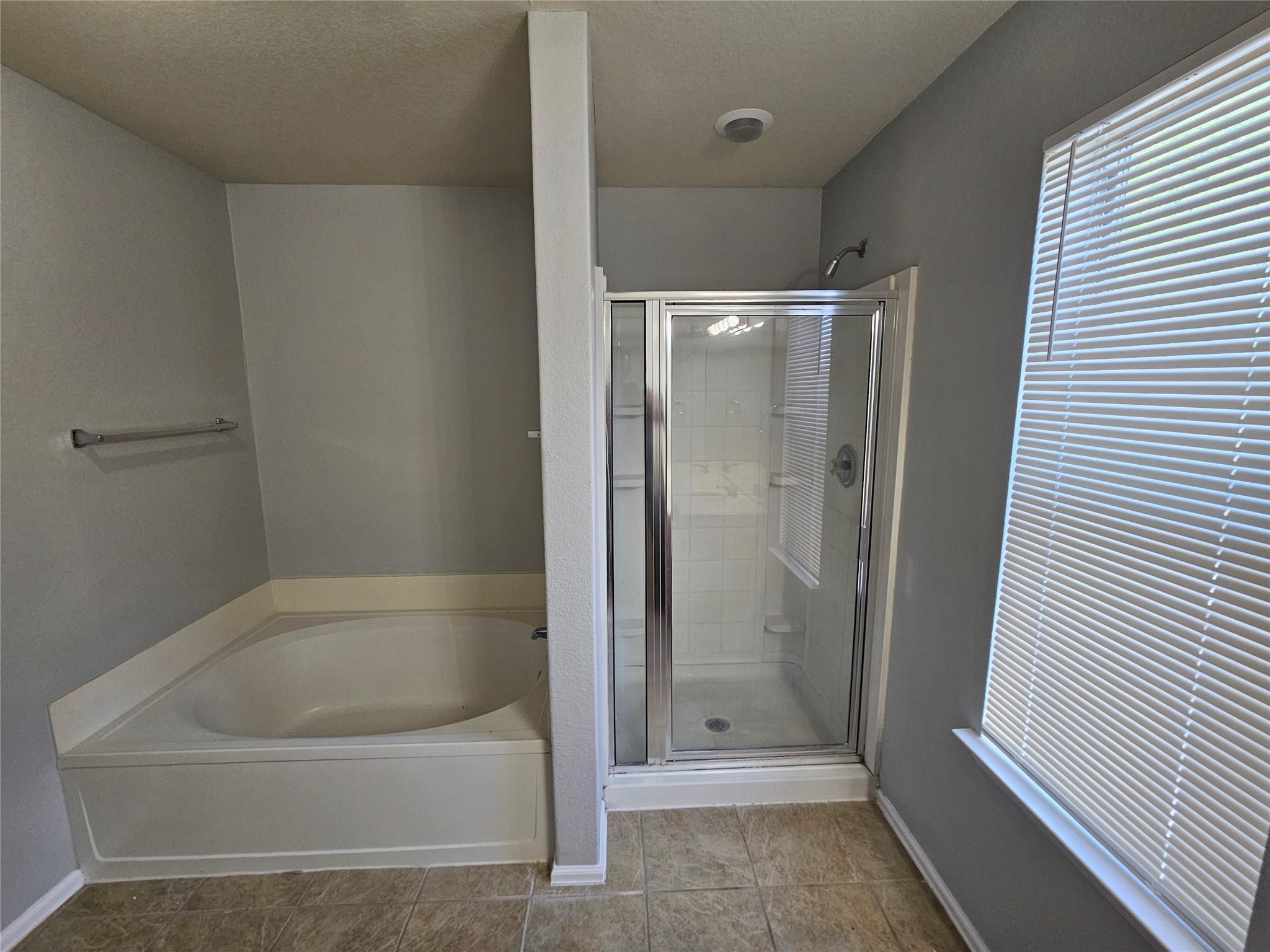 580 Hometown Pkwy Property Photo 22