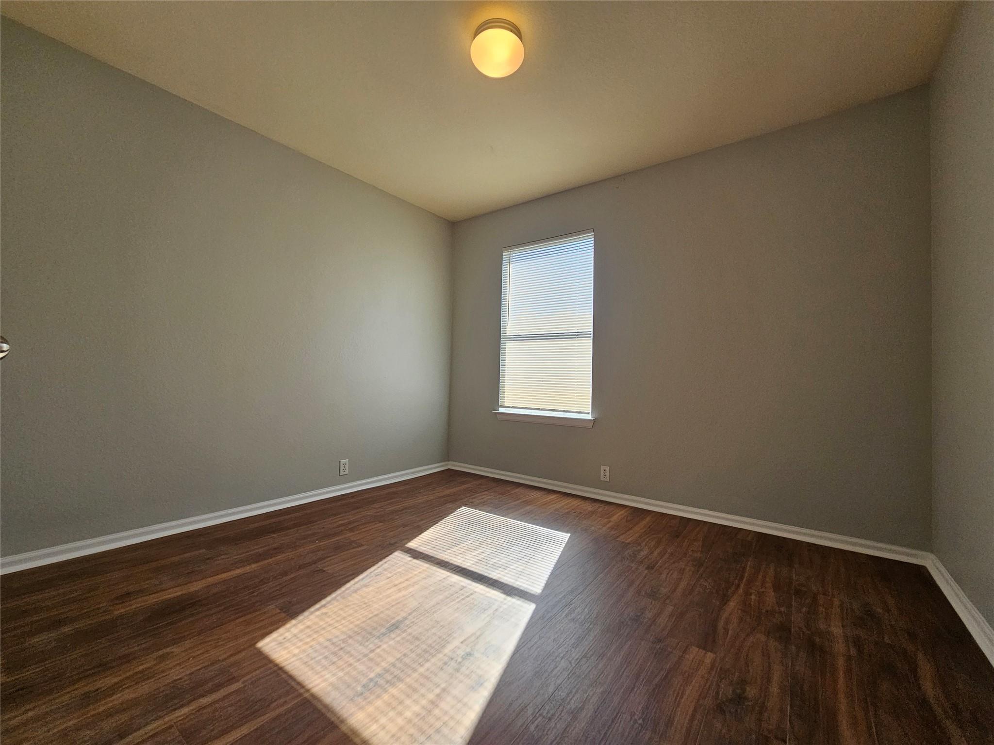 580 Hometown Pkwy Property Photo 25