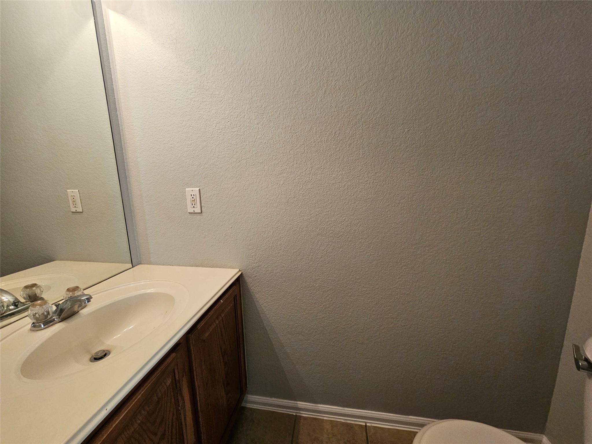 580 Hometown Pkwy Property Photo 33