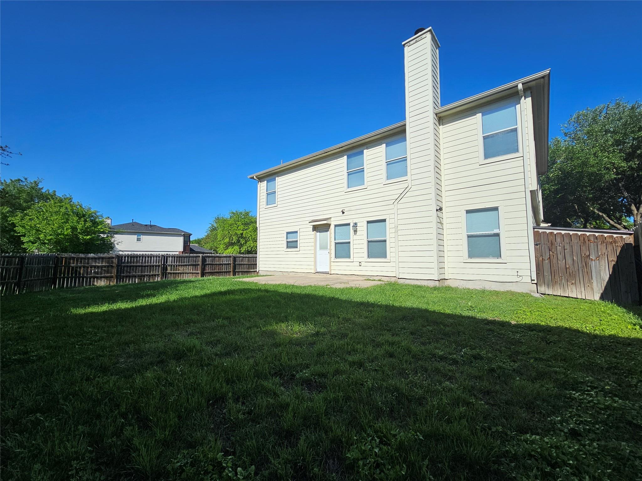 580 Hometown Pkwy Property Photo 35