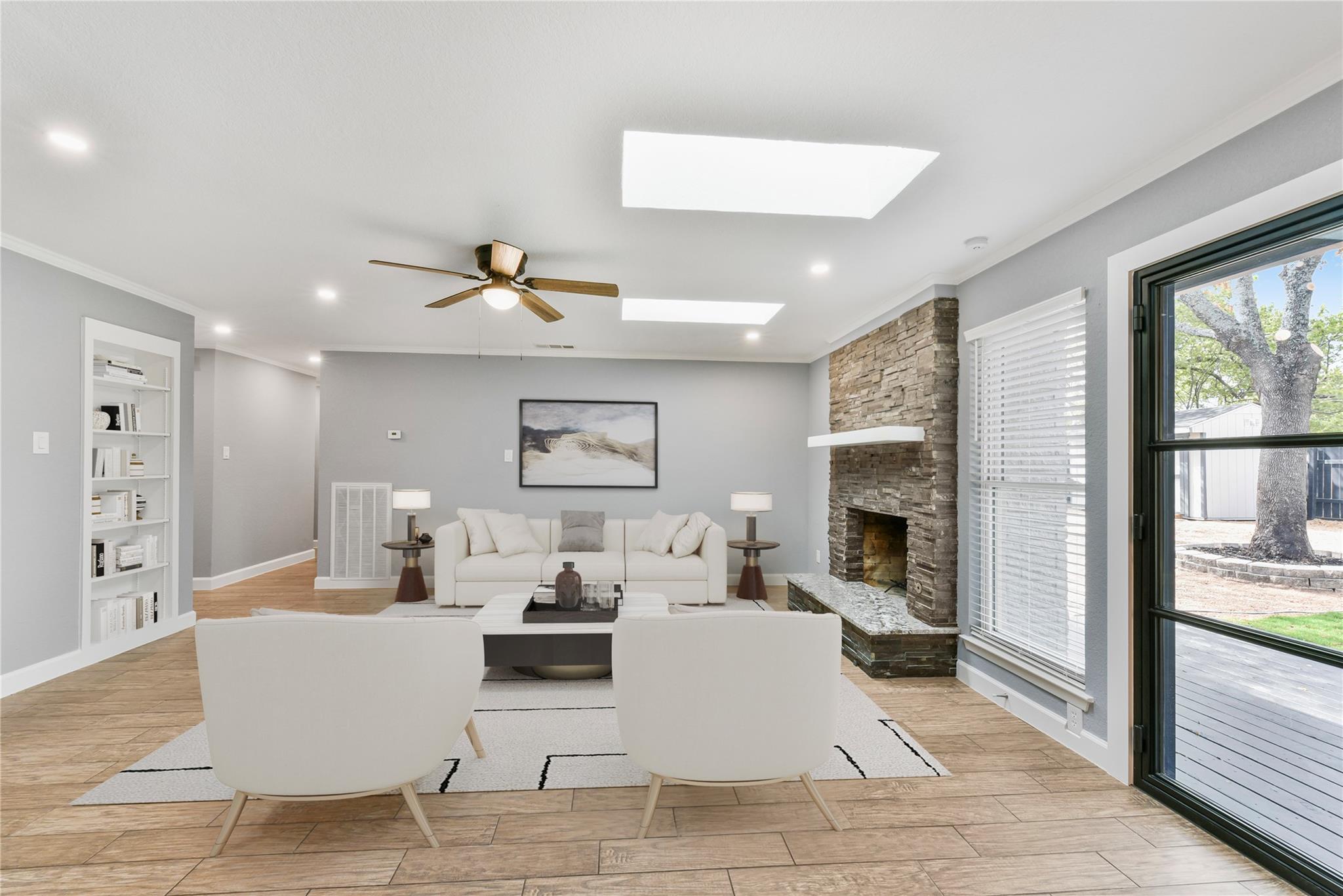 12506 Limerick Ave Property Photo 4