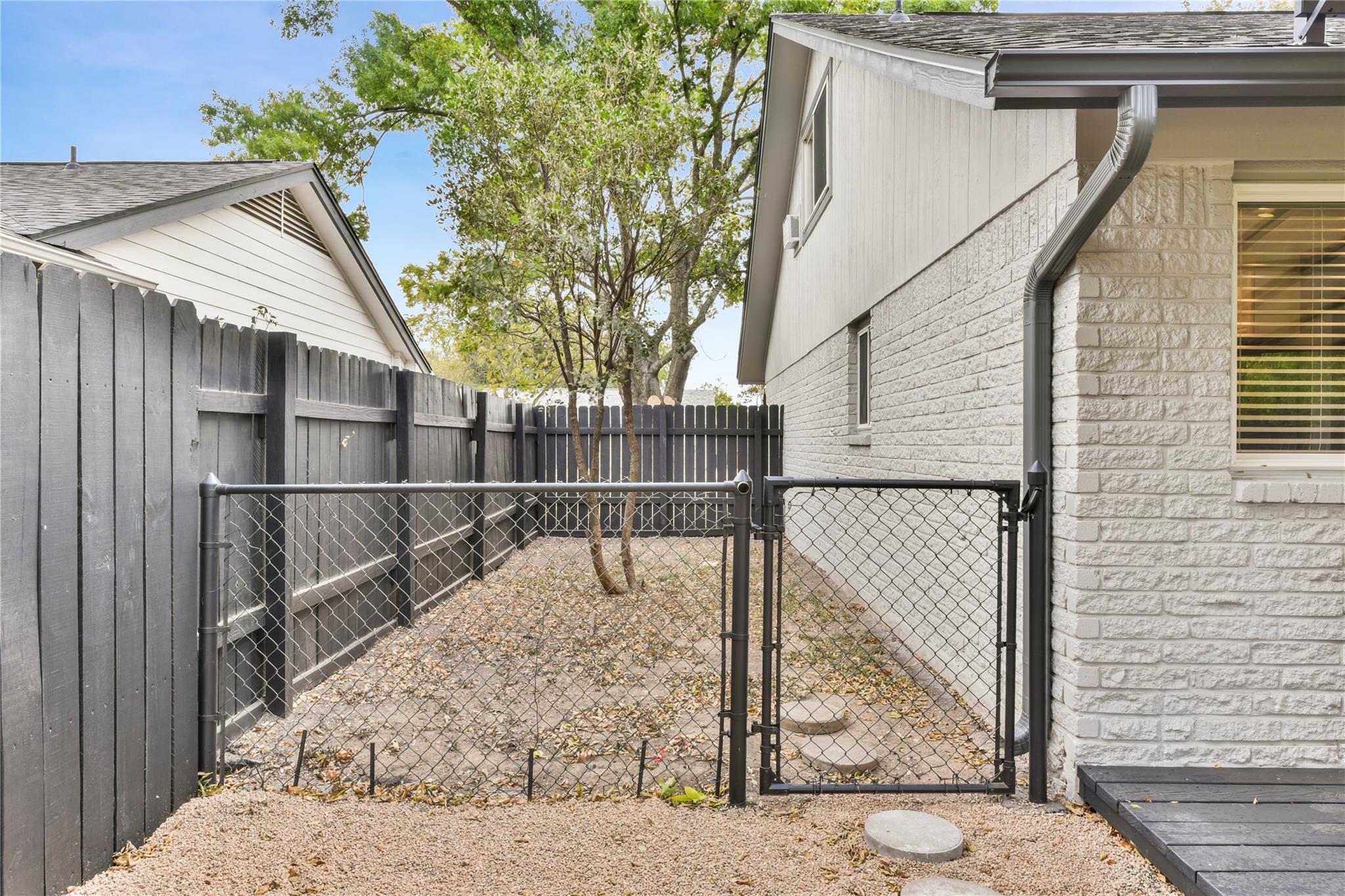 12506 Limerick Ave Property Photo 16