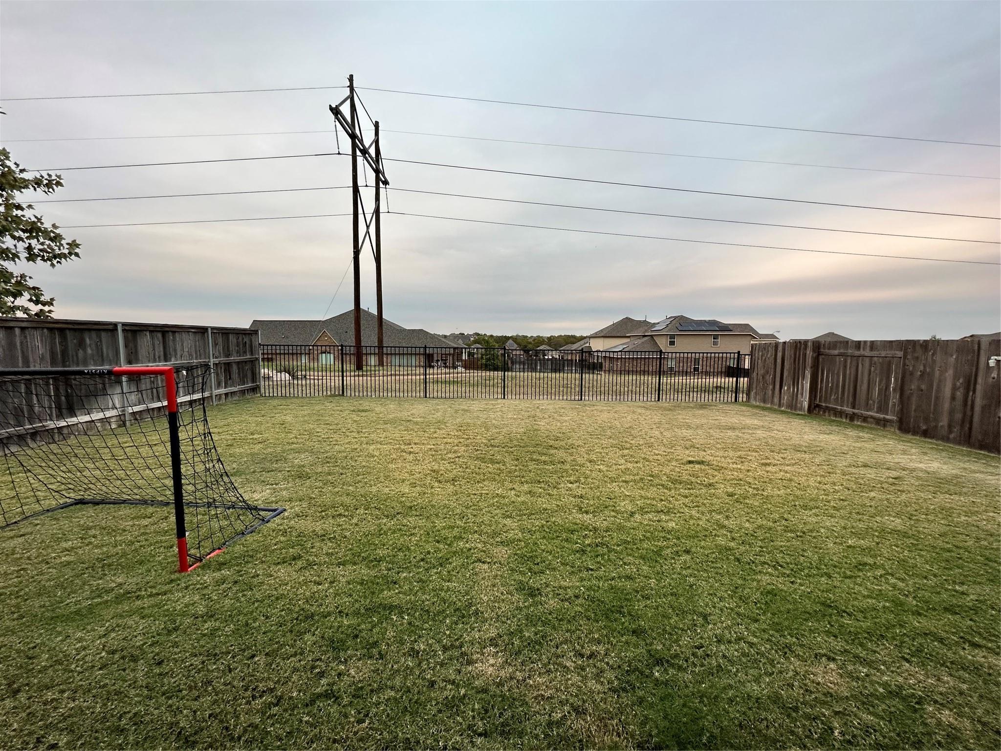 404 Blue Waterleaf Ln Property Photo 10