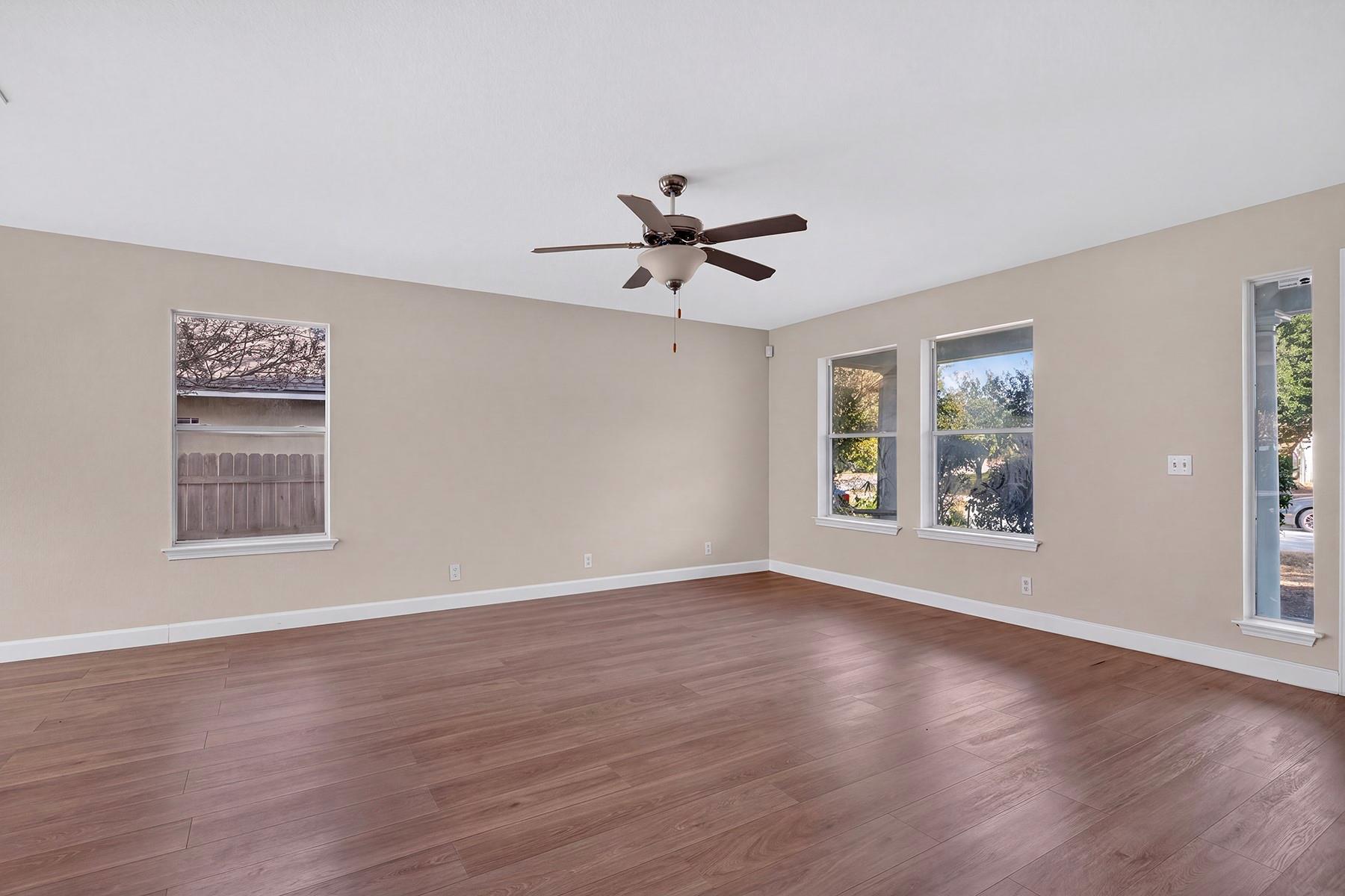 172 Discovery None Property Photo 4