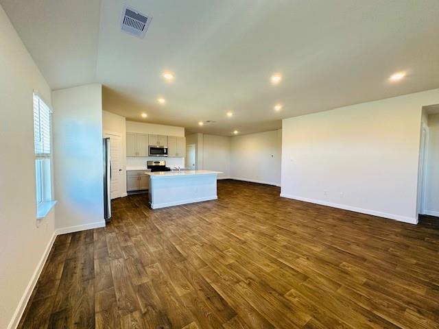345 Merriman Rd Property Photo 10