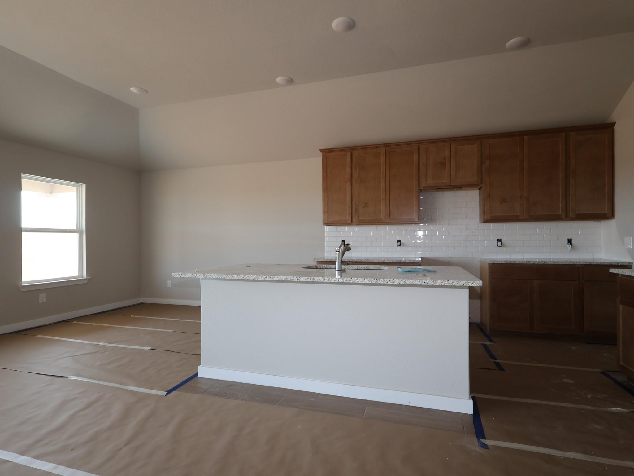 12721 Setting Peak Ln Property Photo 3