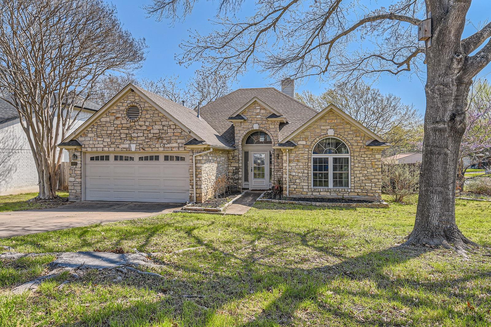 11007 Watchful Fox Dr Property Photo
