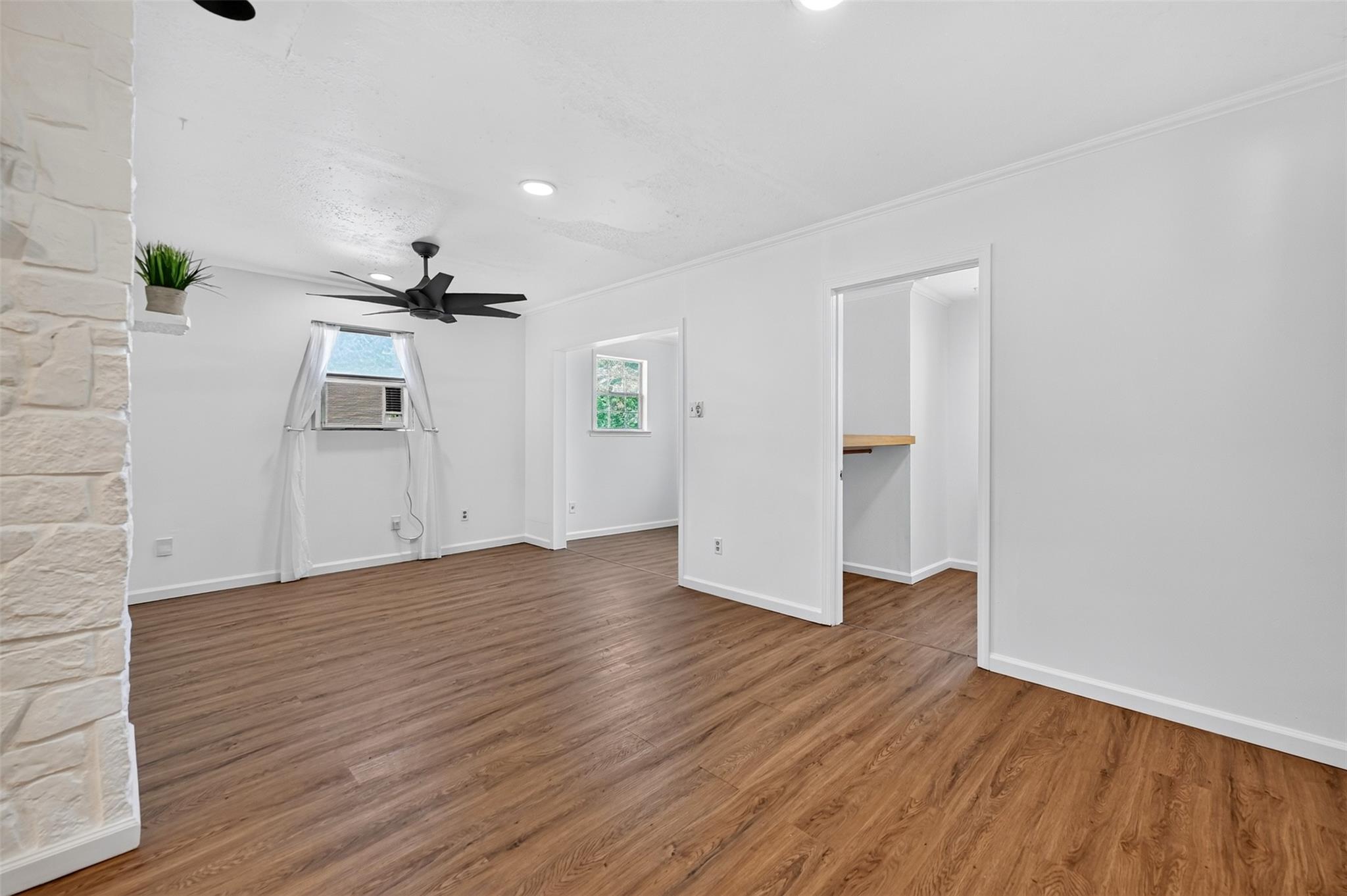 14908 Running Deer Trl Property Photo 5