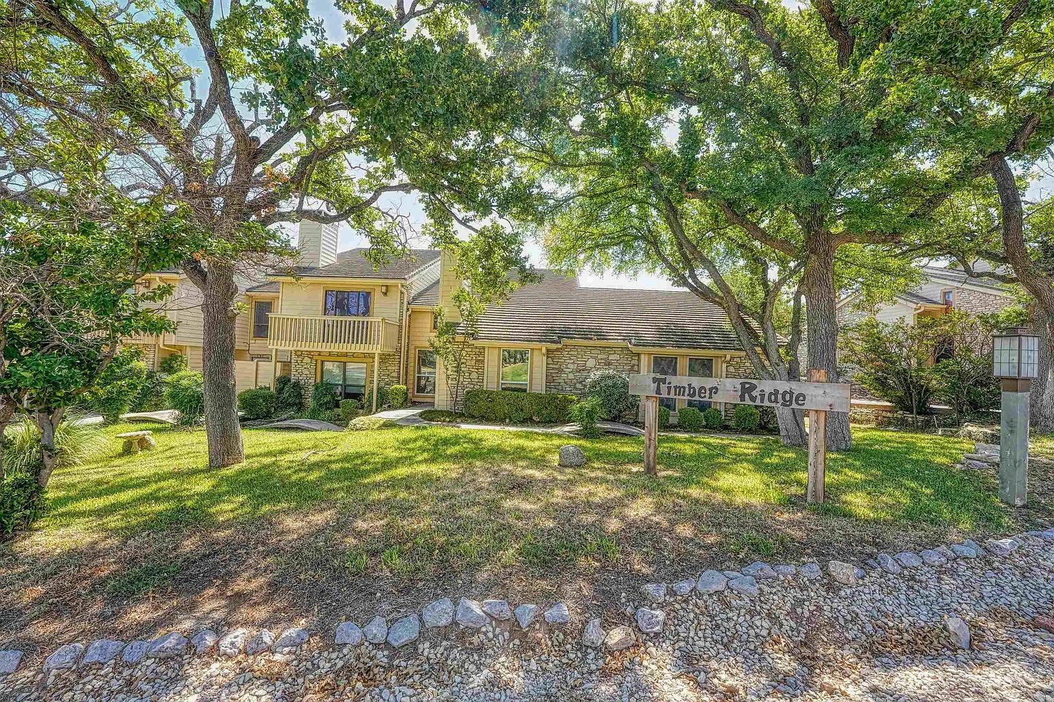 1215 Hi Stirrup 126 Property Photo