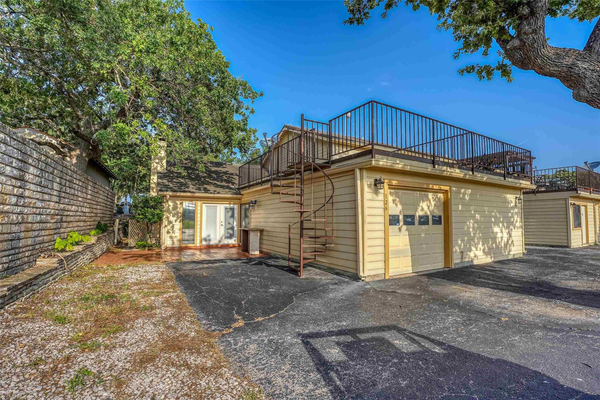 1215 Hi Stirrup 126 Property Photo 3