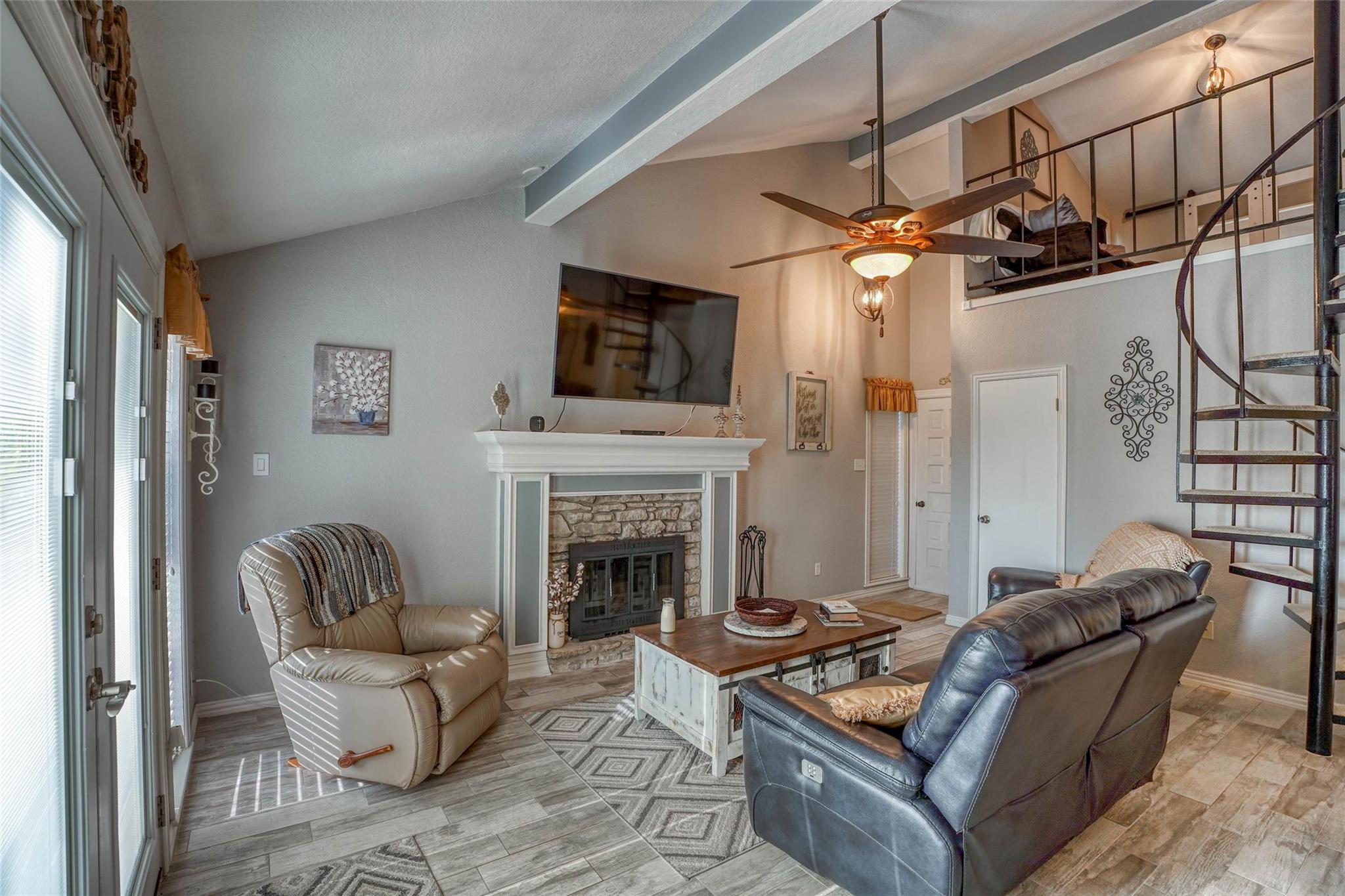 1215 Hi Stirrup 126 Property Photo 6